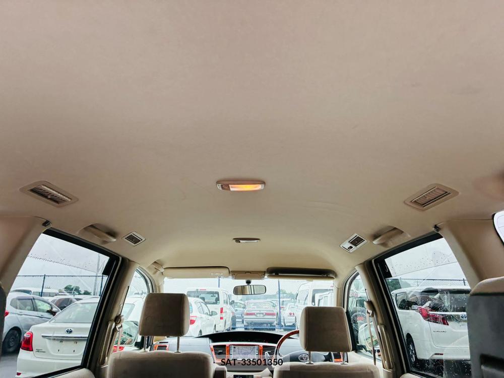 Toyota NOAH 2005-11 7605440-24