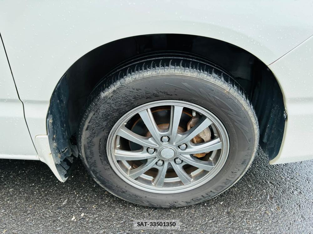 Toyota NOAH 2005-11 7605440-28