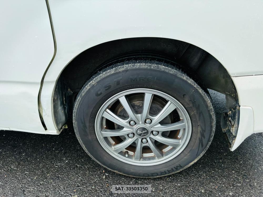 Toyota NOAH 2005-11 7605440-30