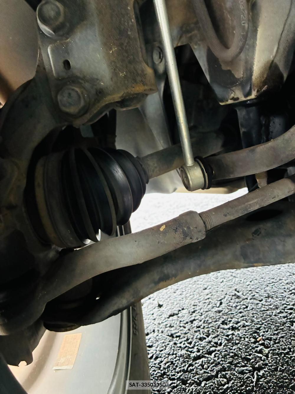Toyota NOAH 2005-11 7605440-33
