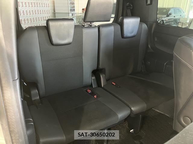 Toyota NOAH 2022-01 7726538-9