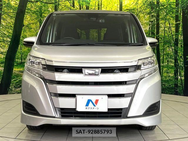 Toyota NOAH 2021-08 7726558-14