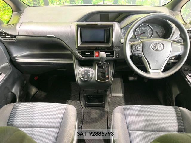 Toyota NOAH 2021-08 7726558-1