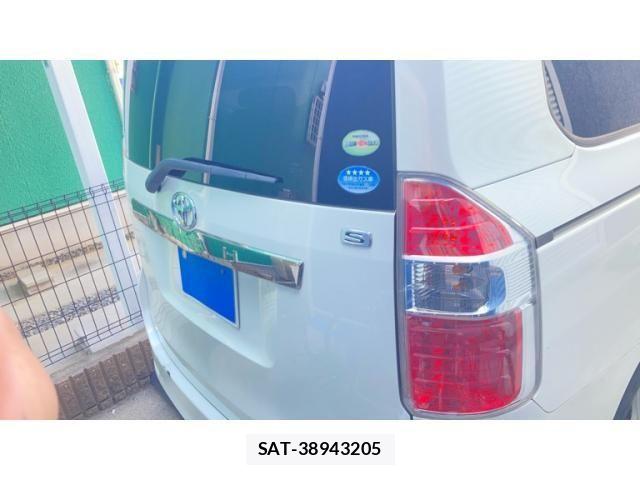 Toyota NOAH 2007-07 7726574-6