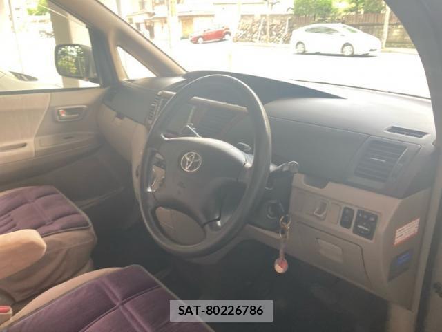 Toyota NOAH 2003-08 7726576-10