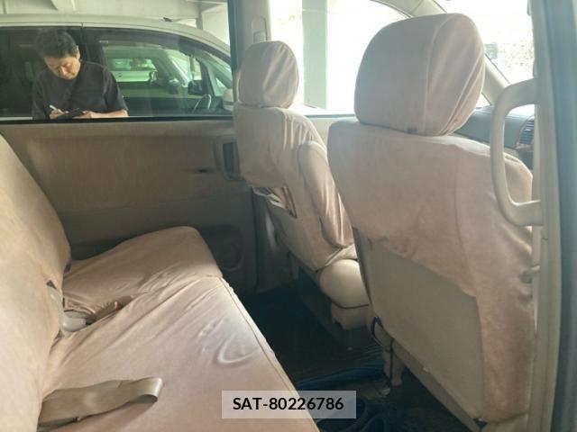 Toyota NOAH 2003-08 7726576-15