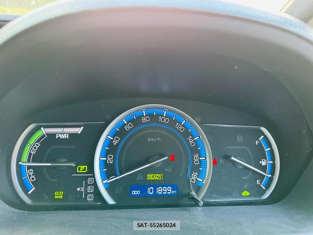 Toyota NOAH 2015 7718473-15