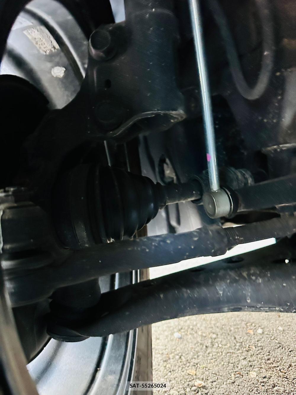 Toyota NOAH 2015 7718473-33
