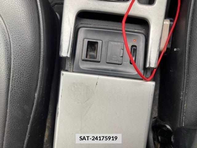 Toyota NOAH 2010-08 7726567-22