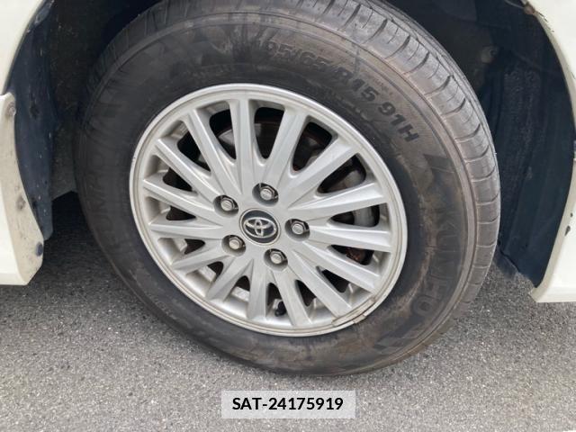 Toyota NOAH 2010-08 7726567-4