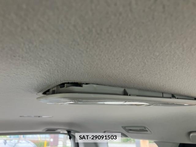 Toyota NOAH 2011-09 7726564-24