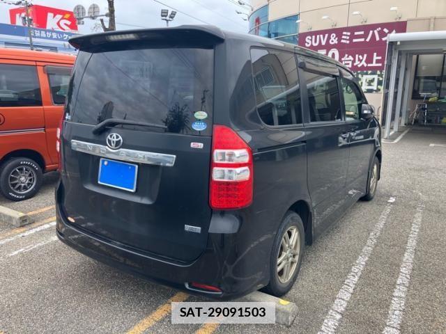 Toyota NOAH 2011-09 7726564-3
