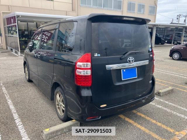 Toyota NOAH 2011-09 7726564-4