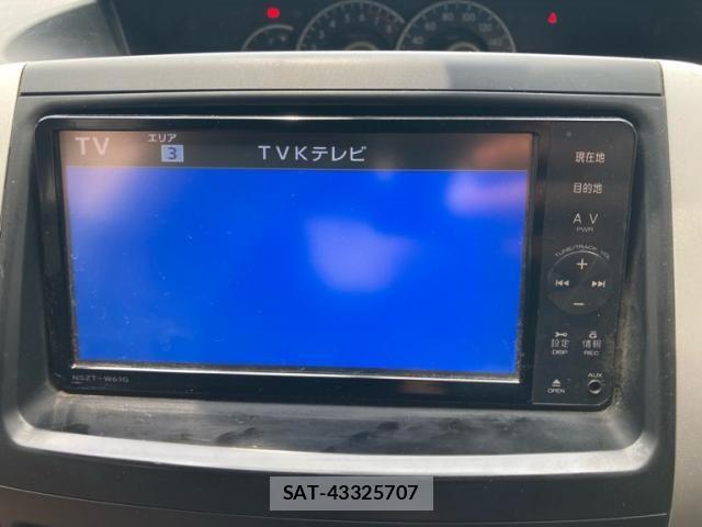 Toyota NOAH 2011-07 7726575-20