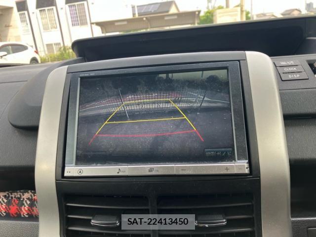 Toyota NOAH 2013-11 7726569-14