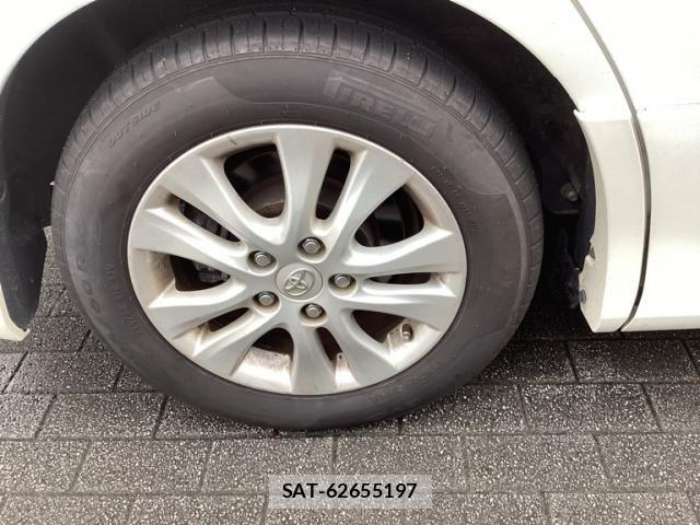 Toyota NOAH 2013-06 7726565-9