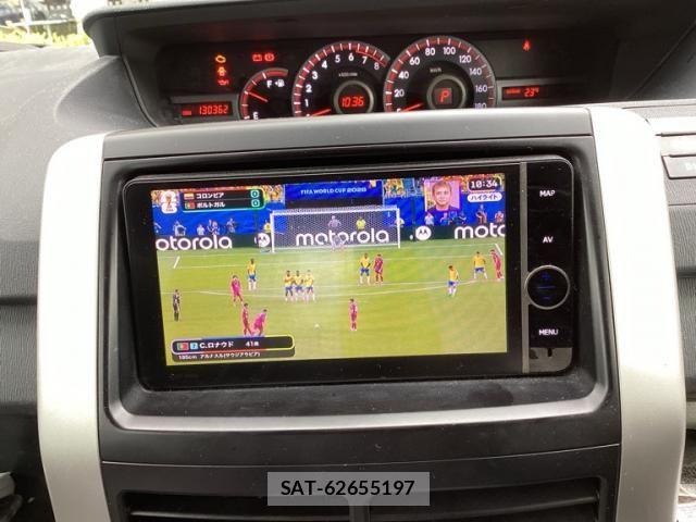 Toyota NOAH 2013-06 7726565-16