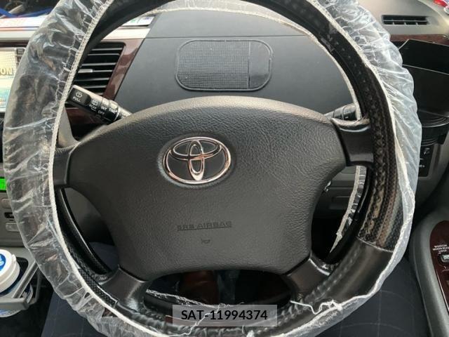 Toyota NOAH 2005-07 7726577-11