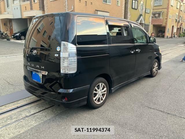 Toyota NOAH 2005-07 7726577-2