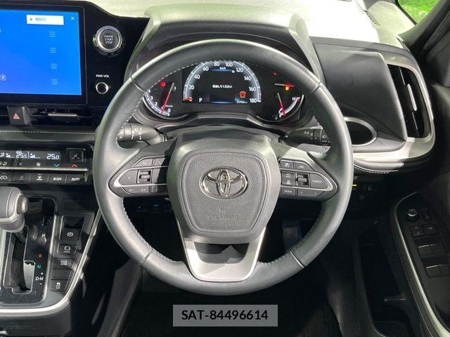 Toyota NOAH 2023-06 7726531-11