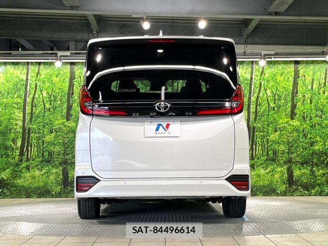 Toyota NOAH 2023-06 7726531-15