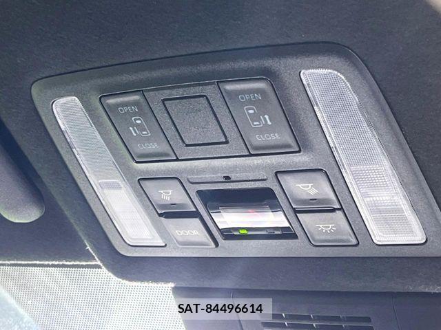 Toyota NOAH 2023-06 7726531-3