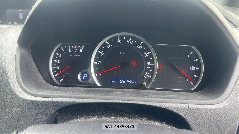 Toyota NOAH 2015-03 7353012-14