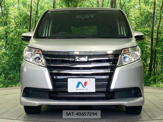 Toyota NOAH 2014-03 7787682-13