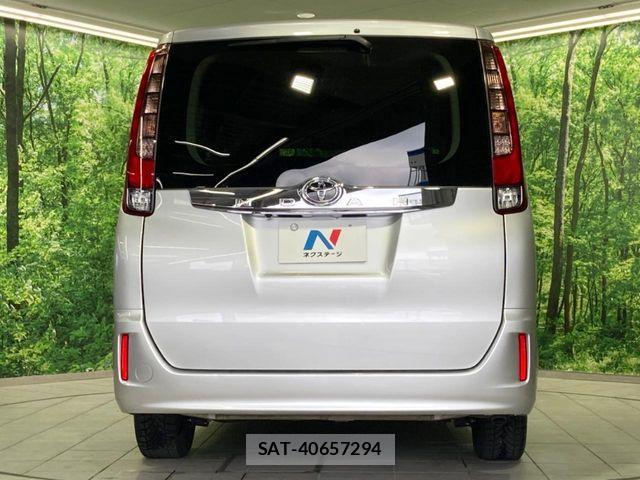Toyota NOAH 2014-03 7787682-14