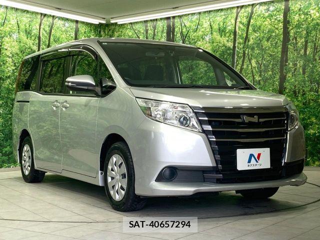 Toyota NOAH 2014-03 7787682-15