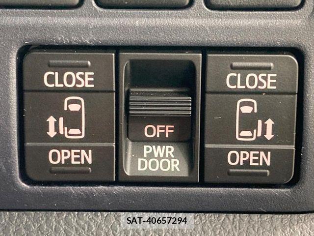 Toyota NOAH 2014-03 7787682-4