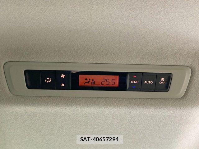 Toyota NOAH 2014-03 7787682-5
