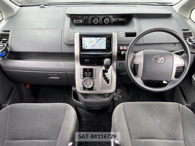 Toyota NOAH 2007-07 7787668-1