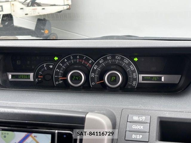 Toyota NOAH 2007-07 7787668-29