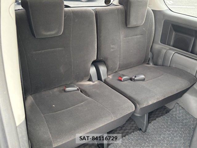 Toyota NOAH 2007-07 7787668-7