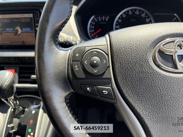 Toyota NOAH 2014-02 7787672-18