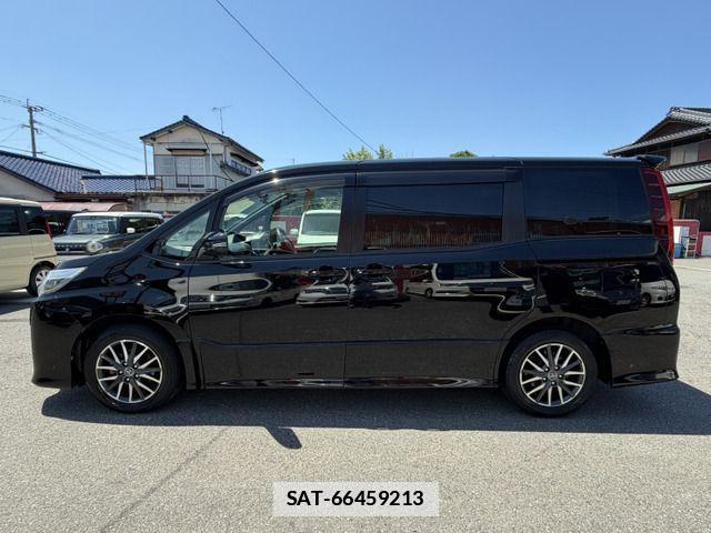 Toyota NOAH 2014-02 7787672-5