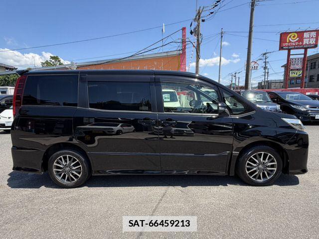Toyota NOAH 2014-02 7787672-6