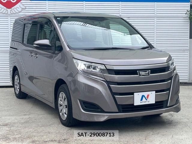 Toyota NOAH 2017-09 7787687-16