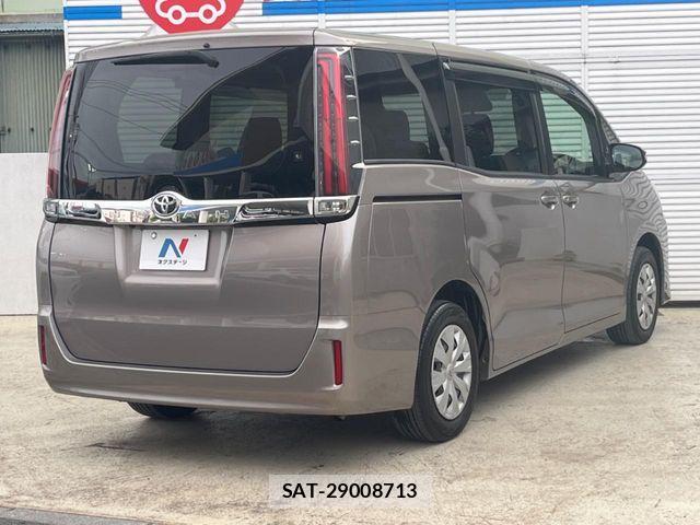 Toyota NOAH 2017-09 7787687-17