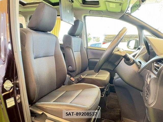 Toyota NOAH 2014-03 7787686-9