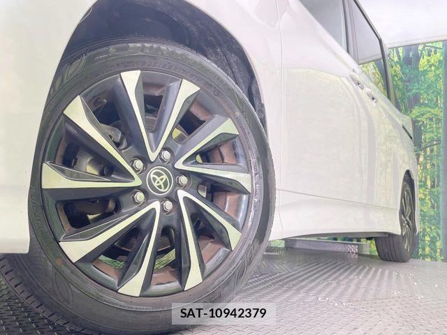 Toyota NOAH 2024-04 7787694-13