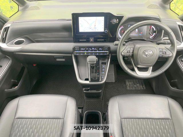 Toyota NOAH 2024-04 7787694-1