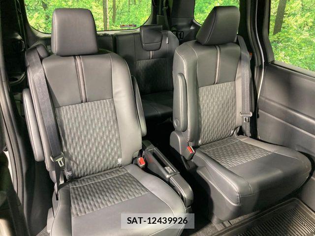 Toyota NOAH 2025-08 7787700-8