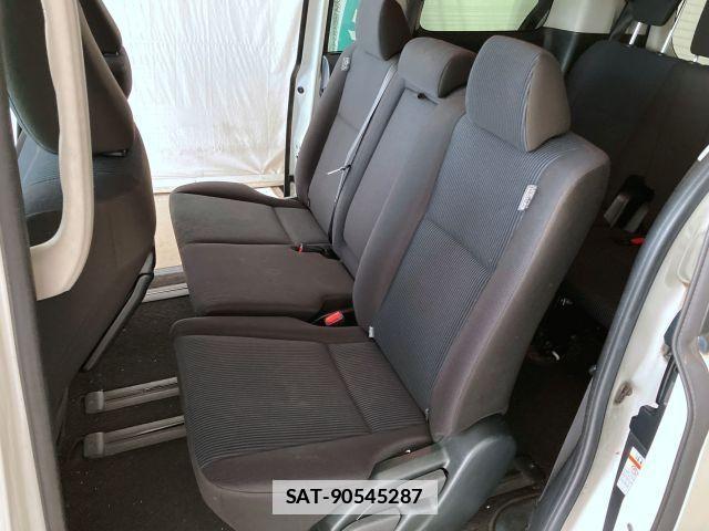 Toyota NOAH 2021-02 7787689-14