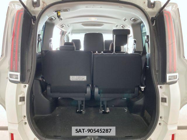 Toyota NOAH 2021-02 7787689-16
