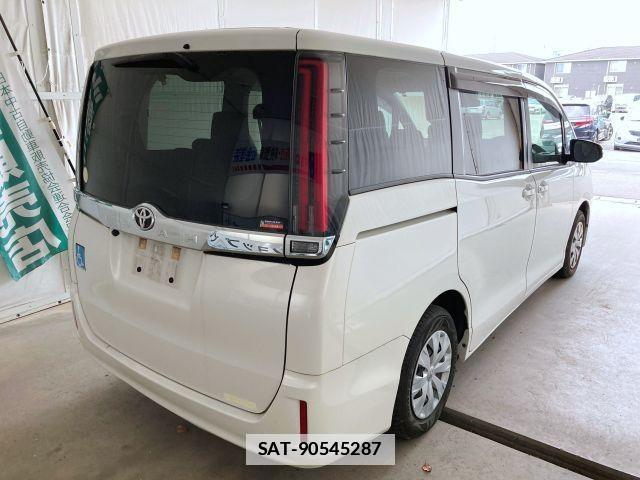 Toyota NOAH 2021-02 7787689-4