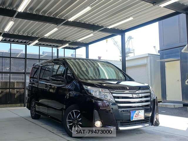 Toyota NOAH 2015-12 7878411-13
