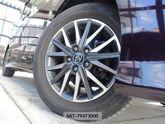 Toyota NOAH 2015-12 7878411-17