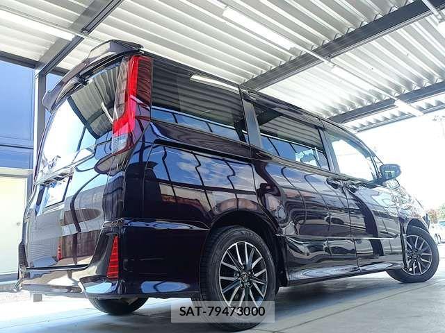 Toyota NOAH 2015-12 7878411-6